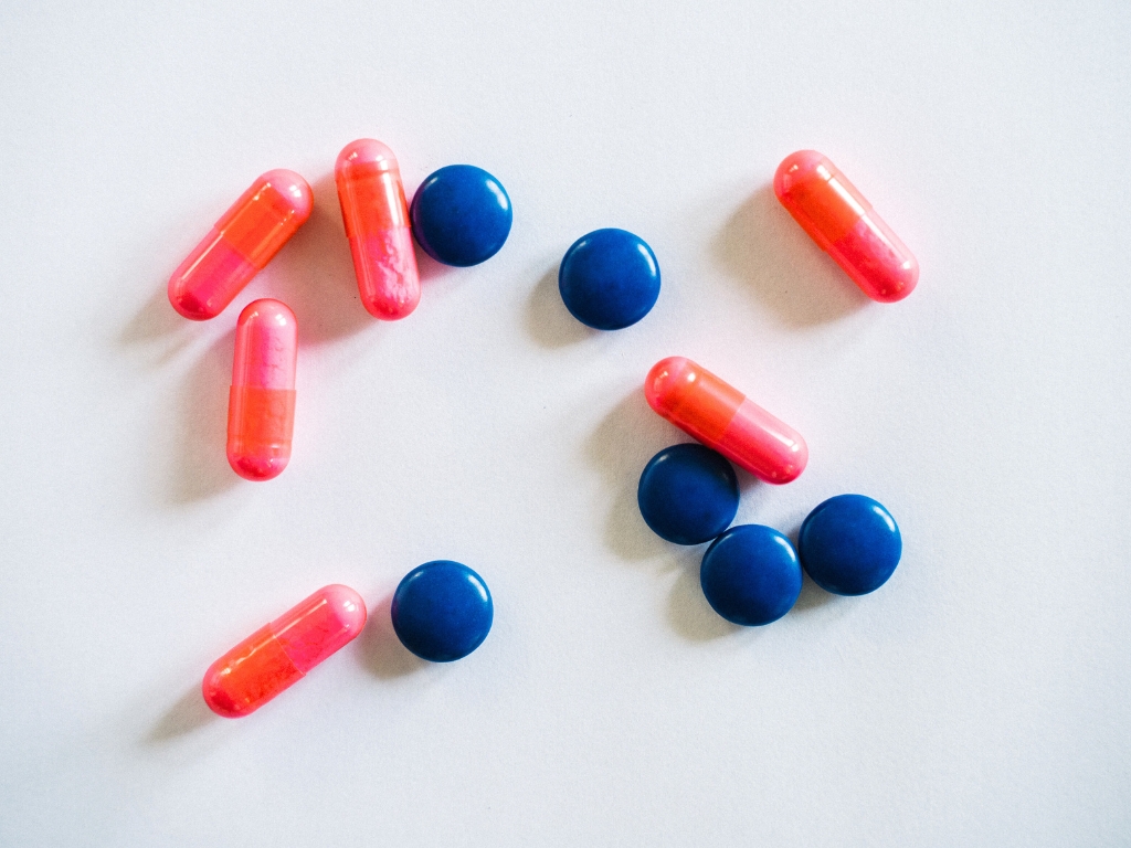Pastillas y píldoras de medicamento