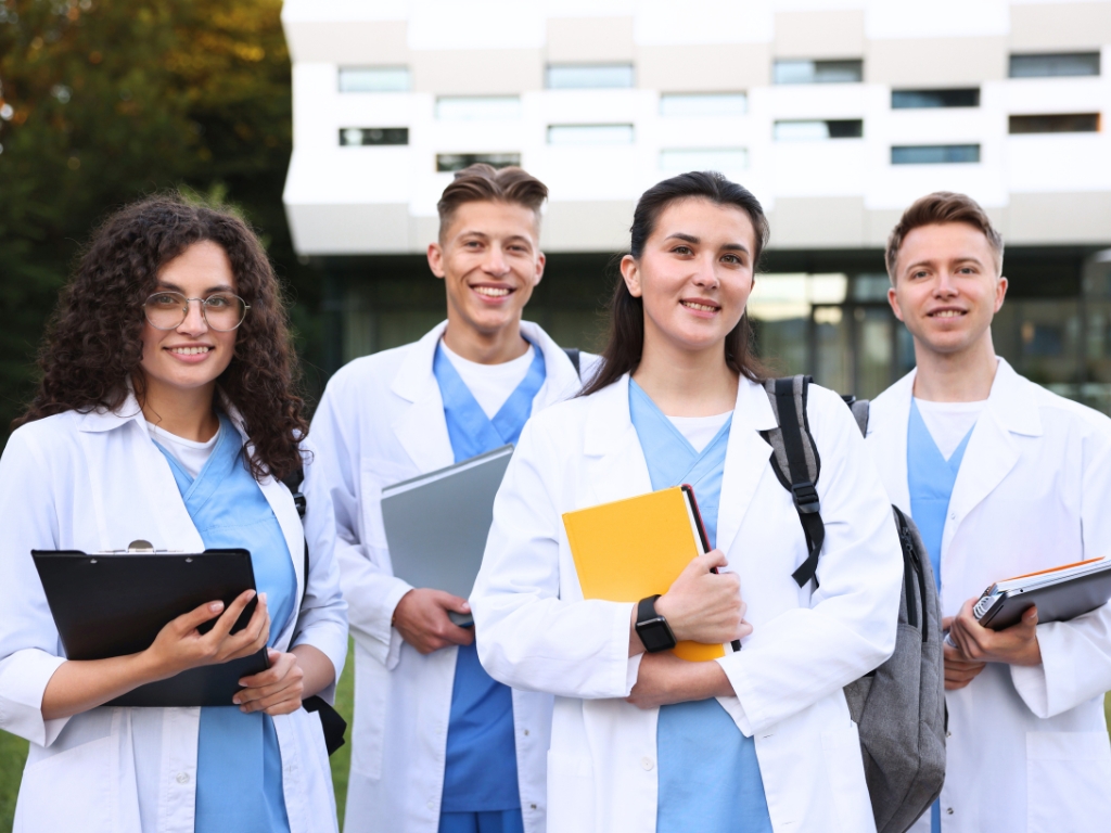 estudiantes medicina